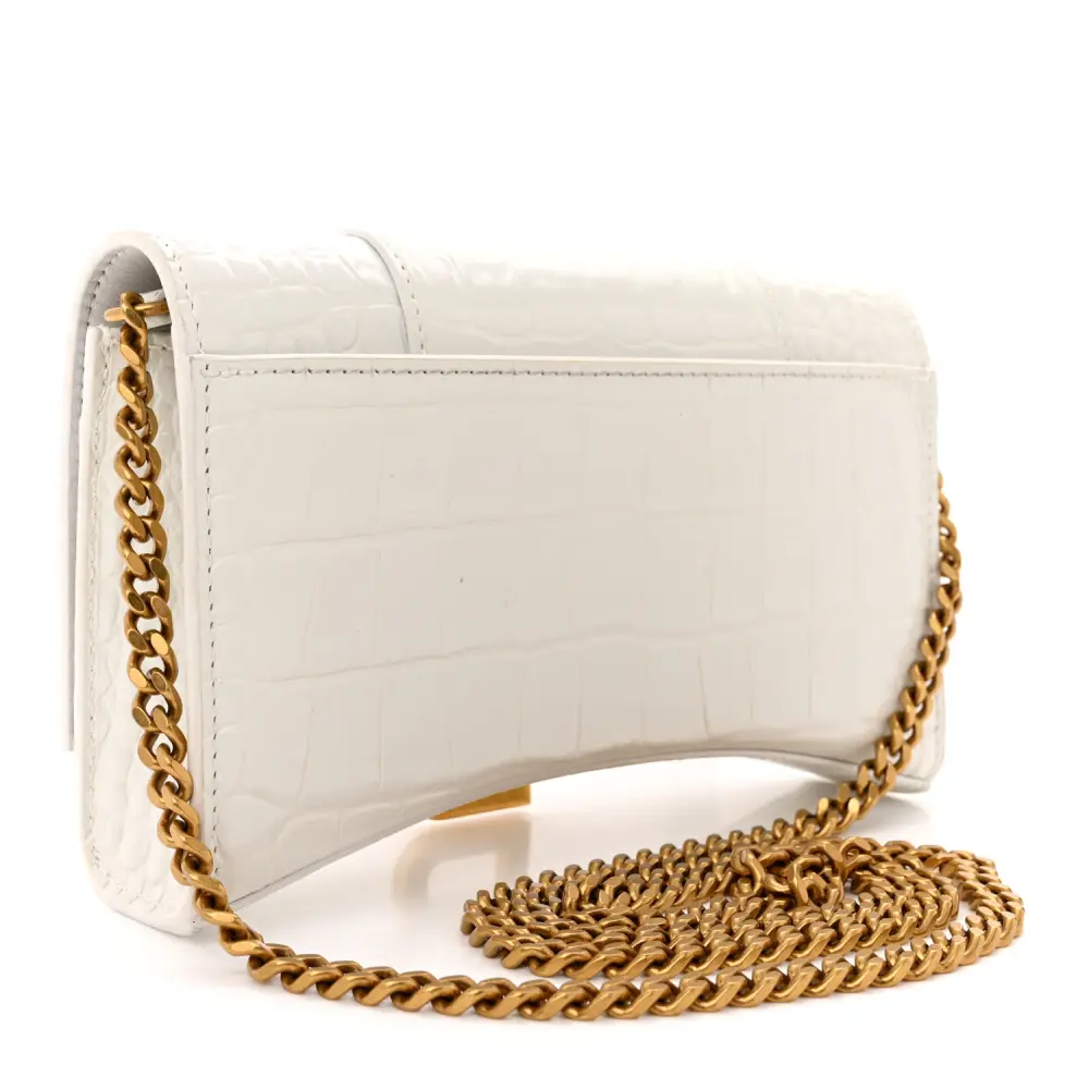 Superfake Handbags That Look Luxe – Balenciaga Hourglass Replica - Image 3
