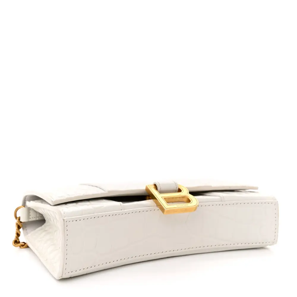 Superfake Handbags That Look Luxe – Balenciaga Hourglass Replica - Image 6