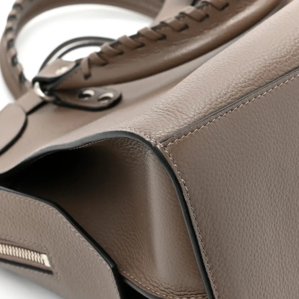 Superfake Handbags – Balenciaga Mink Grey Neo Classic City Replica - Image 8