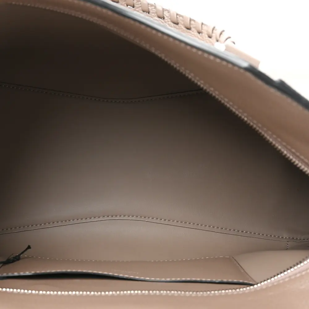 Superfake Handbags – Balenciaga Mink Grey Neo Classic City Replica - Image 7