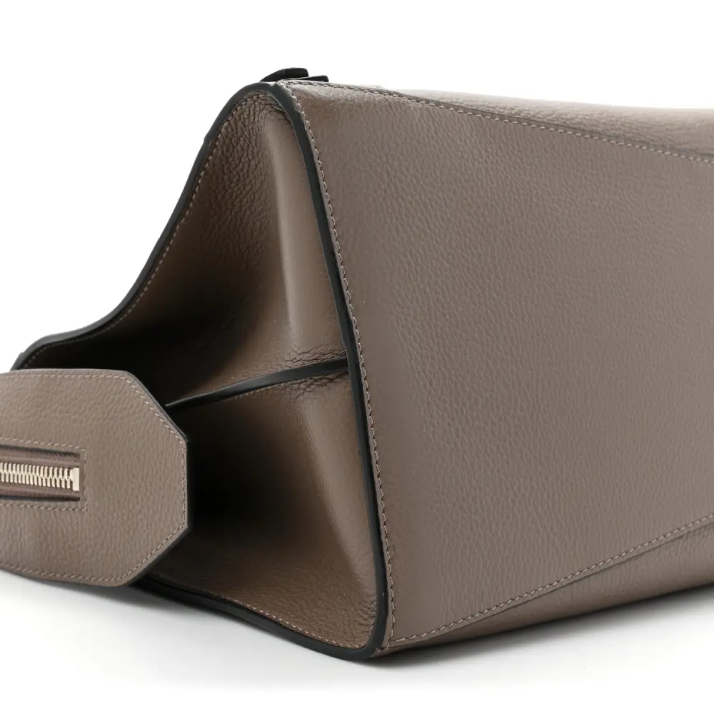 Superfake Handbags – Balenciaga Mink Grey Neo Classic City Replica - Image 4