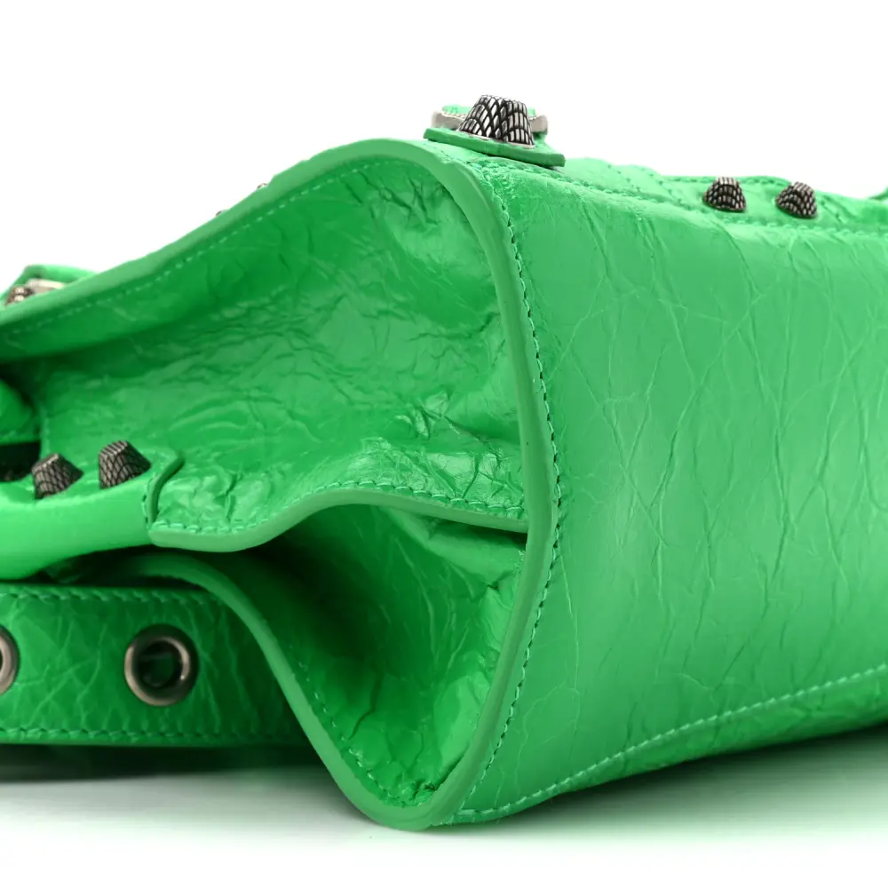 Balenciaga Vivid Green Agneau Arena Leather Small Neo Cagole City Handbag Black Hardware Superfake - Image 5