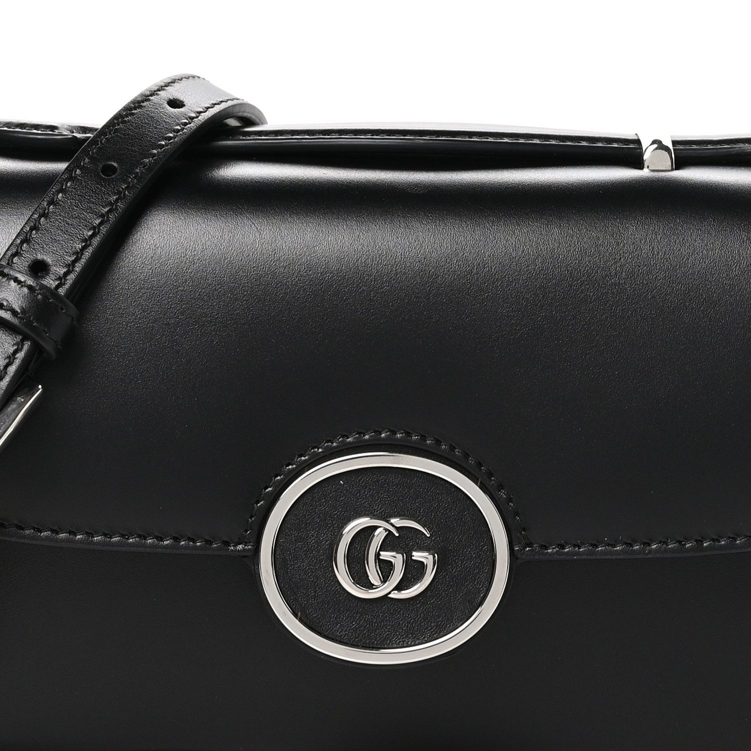 Discover the Best Replicas – Gucci Petite GG in Black Calfskin - Image 8