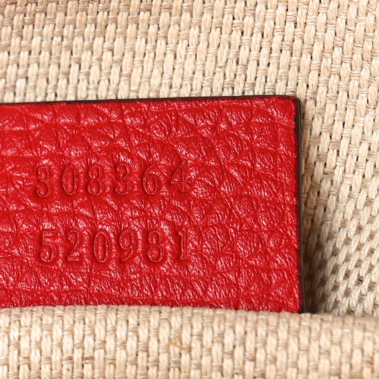 Gucci Replica Handbag in Tabasco Red Pebbled Leather - Mirror Quality - Image 8
