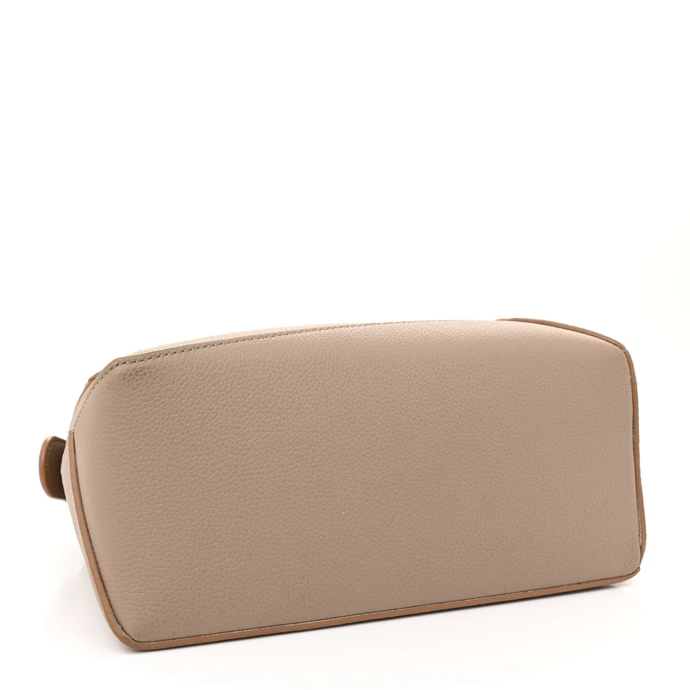 Superfake Loewe Sand Grained Puzzle Bag – Luxury Made Affordable - Image 6