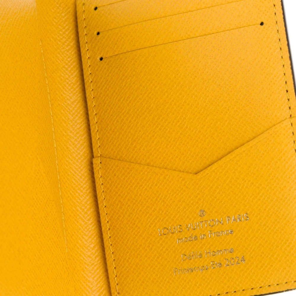 Replica Handbags: Louis Vuitton Brown Damier Pop Pocket Organizer - Image 3