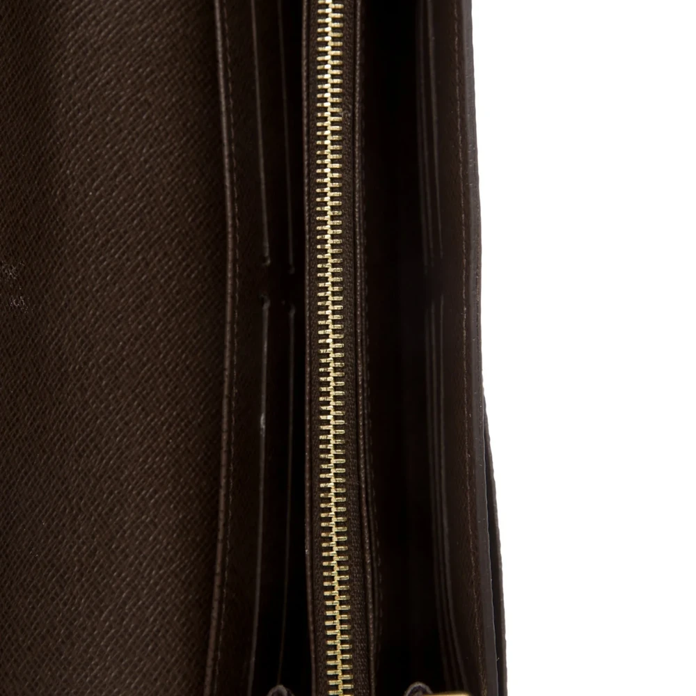 Mirror-Quality Louis Vuitton Damier Ebene Medium Wallet - Image 3
