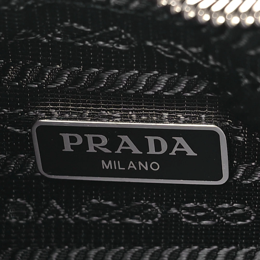 Mirror Quality Prada Nylon Saffiano Re-Edition 2006 Replica Bag - Image 2
