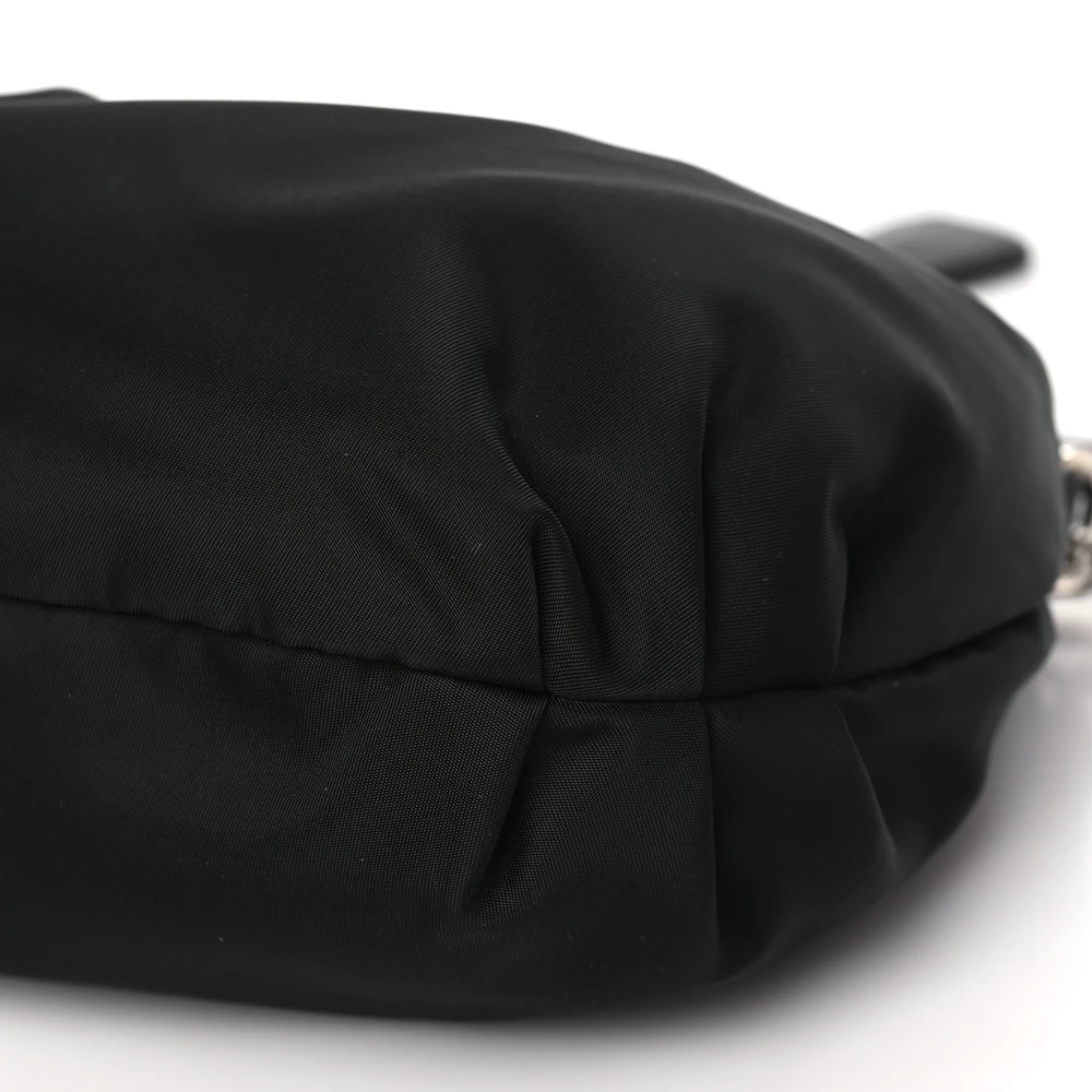 Mirror Quality Prada Nylon Saffiano Re-Edition 2006 Replica Bag - Image 5