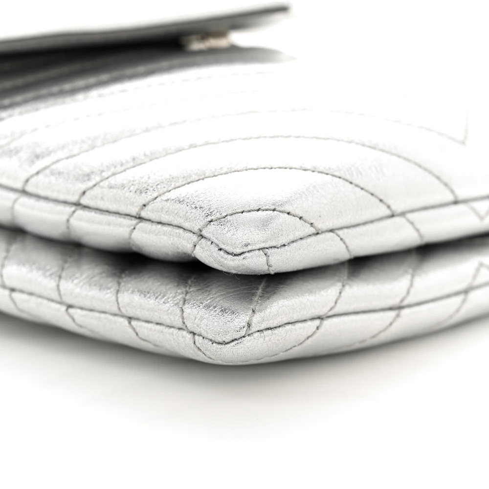 Mirror Quality Replica Handbags – Saint Laurent Quilted Elegance in Silver - Image 4