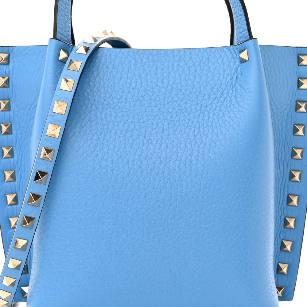 Valentino Garavani Denim Pebbled Calfskin Leather Small Rockstud Crossbody Tote Light Gold Hardware Top quality Replica - Image 8